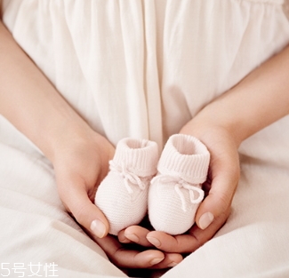 嬌韻詩(shī)去妊娠紋怎么樣？嬌韻詩(shī)去妊娠紋評(píng)測(cè)