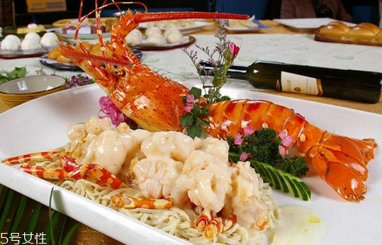 波士頓龍蝦死了還能吃嗎？死的波士頓龍蝦能吃嗎？