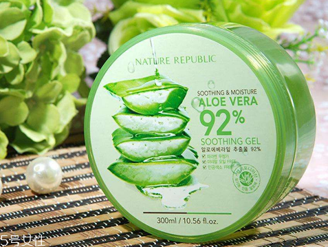油皮能用蘆薈膠嗎？油性皮膚能用蘆薈膠嗎？