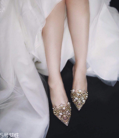 婚鞋可以送人嗎？婚鞋送人好嗎？