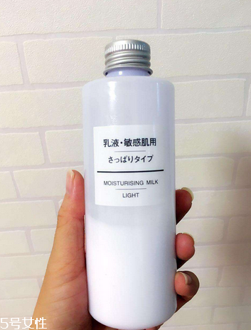 乳液是鎖水的嗎？乳液能鎖住水分嗎？