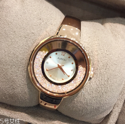 阿吉豆手表多少錢？阿吉豆手表什么價(jià)位？