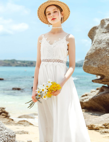 夏天穿白色裙子好看嗎？夏季白色連衣裙搭配圖片