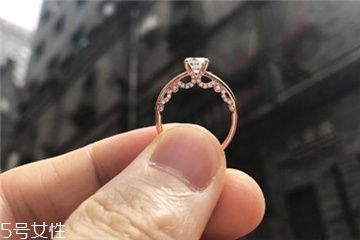 鉆戒上的鉆石會碎嗎？鉆戒的鉆碎了怎么辦？