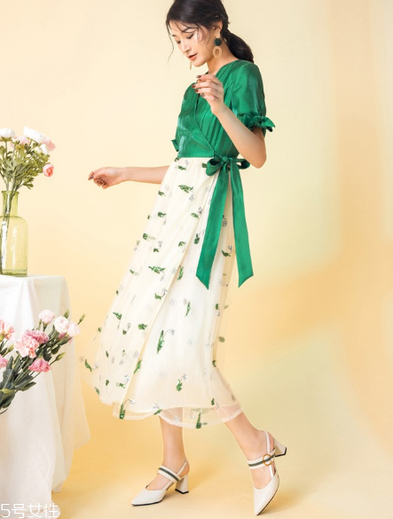 夏季面試穿什么衣服？夏季面試穿搭技巧
