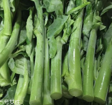 芥蘭能炒牛肉嗎？芥蘭炒牛肉的做法
