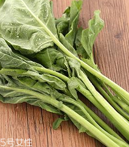 芥蘭和橄欖菜的區(qū)別 芥蘭是橄欖菜嗎？