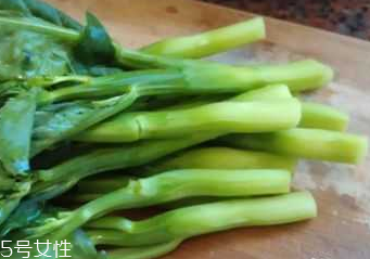 芥蘭不能和什么一起吃？芥蘭能和雞肉吃嗎？