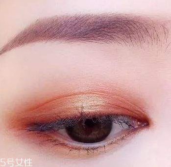 眼影會暈妝嗎？為什么眼影總是暈妝？