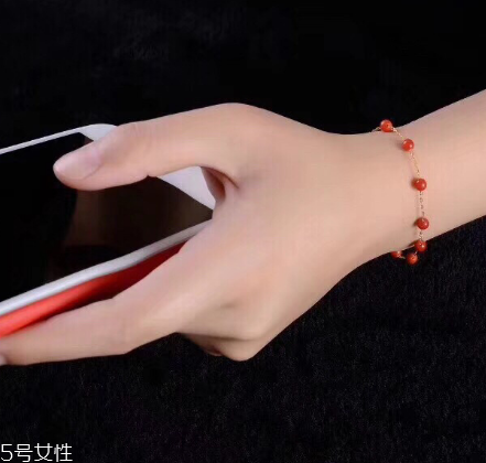 紅珊瑚手鏈怎么保養(yǎng)？紅珊瑚手鏈保養(yǎng)竅門(mén)