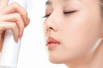 化妝水是保濕水嗎？化妝水是保濕用的嗎？