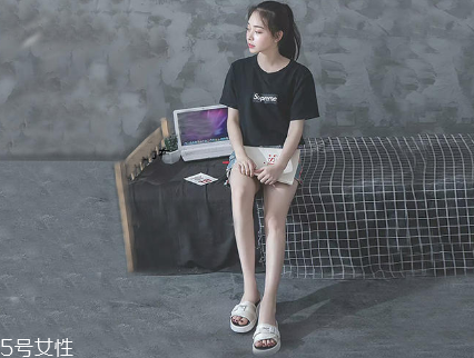 夏天穿什么涼鞋舒服？夏天適合穿什么涼鞋？