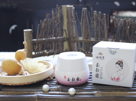 謝馥春玉顏霜要卸妝嗎？謝馥春玉顏霜搓泥嗎