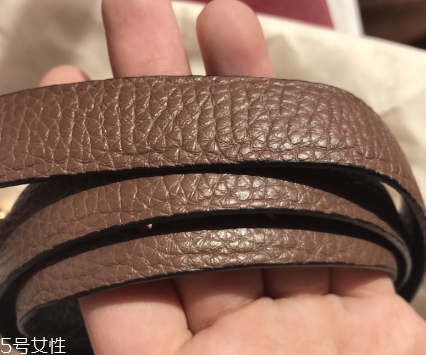 皮帶自動(dòng)扣怎么解開(kāi)？自動(dòng)扣皮帶正確解法
