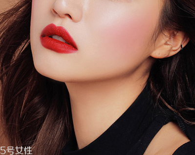 口紅弄到墻上怎么去掉？墻上口紅印怎么去掉？