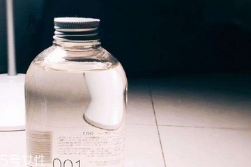 玉肌洗發(fā)水控油嗎？玉肌洗發(fā)水有控油功效嗎？