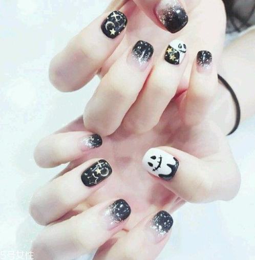 q版萬圣節(jié)美甲怎么做？q版萬圣節(jié)美甲教程