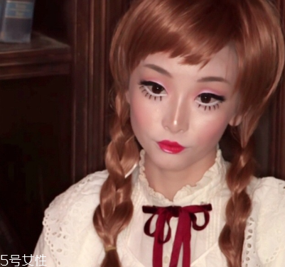 萬(wàn)圣節(jié)喪尸眼妝怎么畫？萬(wàn)圣節(jié)喪尸眼妝教程