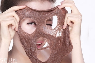 海藻面膜用什么水調(diào)最好？海藻面膜和什么調(diào)最好？