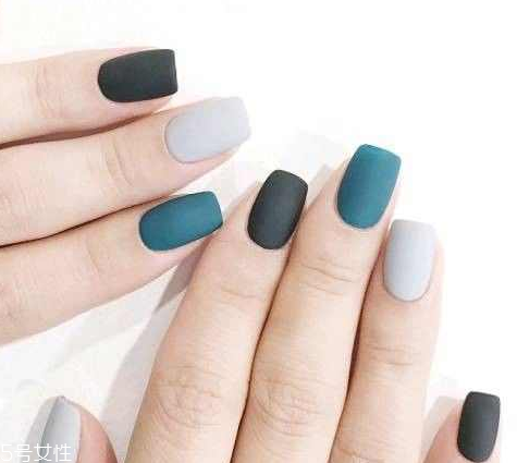 美甲跳色什么意思？美甲跳色有什么作用？
