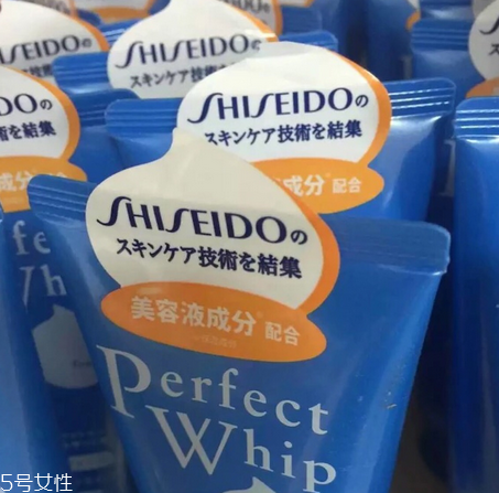 皂基洗面奶是堿性的嗎？皂基洗面奶是堿性還是酸性？