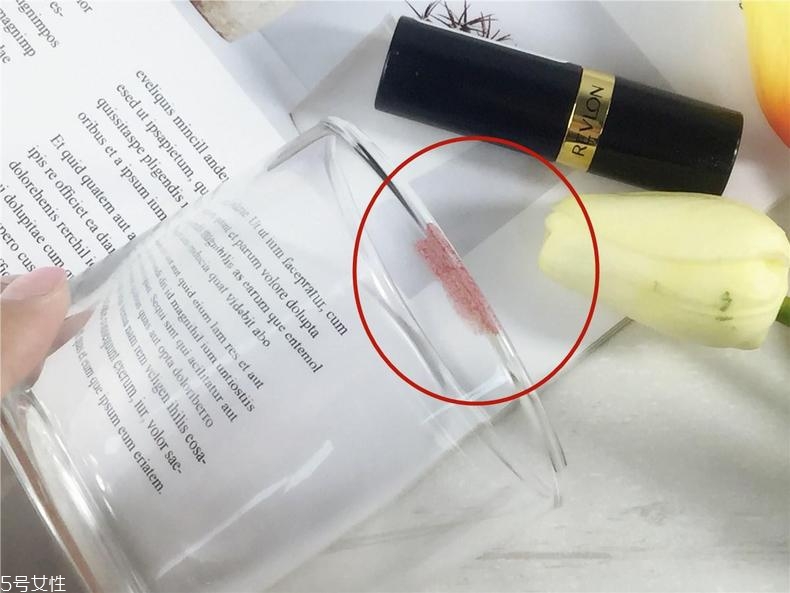 露華濃525是什么色？露華濃525適合黃皮嗎？