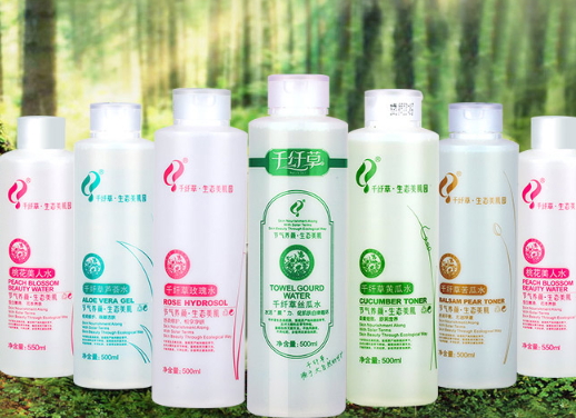 絲瓜水和玫瑰水哪個(gè)好？絲瓜水和玫瑰水可以一起用嗎