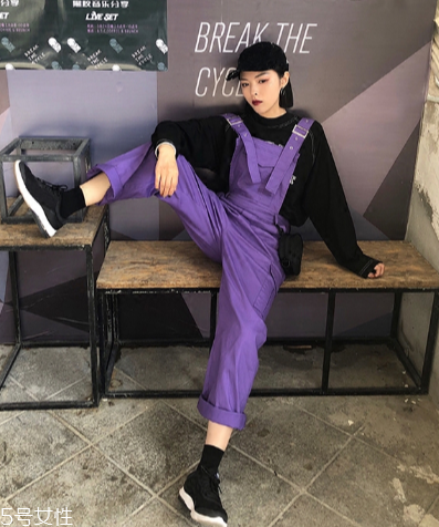 平胸女生夏天穿什么？平胸也能穿出高級(jí)感