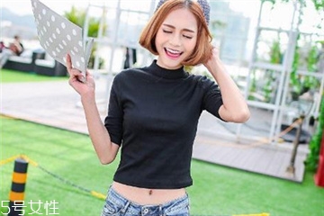 夏天買(mǎi)衣服注意什么？三大原則不能忽略