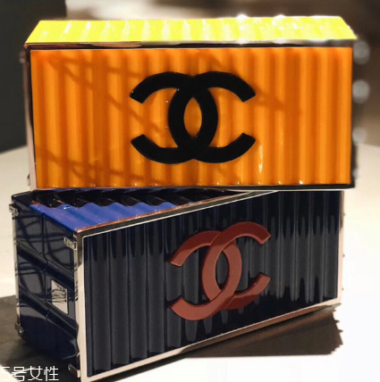 chanel集裝箱尺寸多大？香奈兒集裝箱包包尺寸詳情