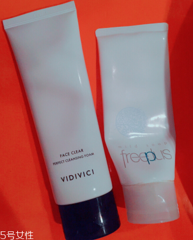 vidivici和芙麗芳絲哪個(gè)好？vidivici和芙麗芳絲洗面奶比較