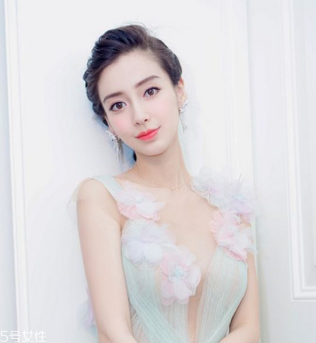 染發(fā)可以只染發(fā)尾嗎？染發(fā)怎么染發(fā)尾？