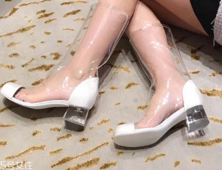 什么樣的涼鞋穿著舒服？這三款了解一下