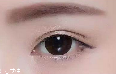 眼線(xiàn)筆初學(xué)者用什么好 手殘黨最適合的眼線(xiàn)筆
