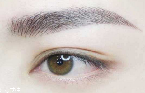紋眉是不是很疼 也沒(méi)那么疼