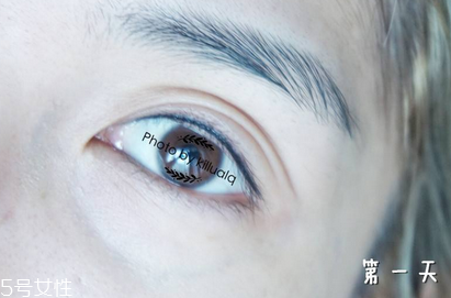 美瞳線(xiàn)要補(bǔ)色嗎 這個(gè)是需要的