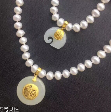 金鑲玉吊墜一般多少錢(qián) 這個(gè)價(jià)位才合適