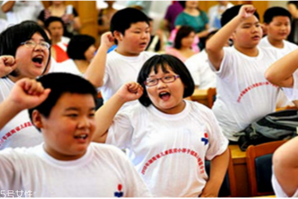 應該注意小孩脂肪和膽固醇的攝取量嗎？