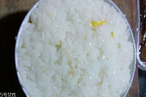 米飯?zhí)矔ξ覆缓脝?確實(shí)如此