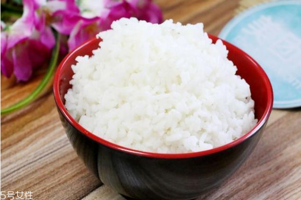 米飯?zhí)矔ξ覆缓脝?確實(shí)如此