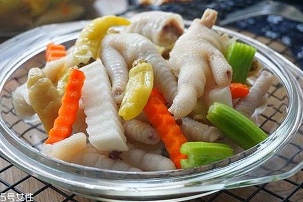 泡椒鳳爪多少錢(qián)一斤 自制更劃算