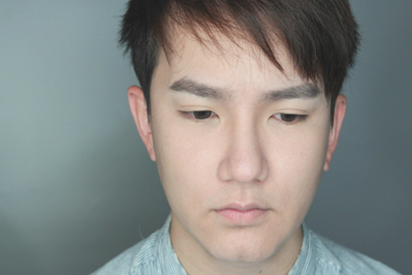 屌絲也能變男神，一個(gè)男人的化妝全過(guò)程