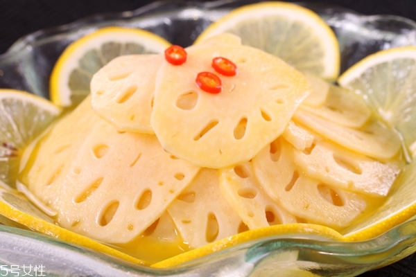 蓮藕為什么會(huì)變黑 是正?，F(xiàn)象