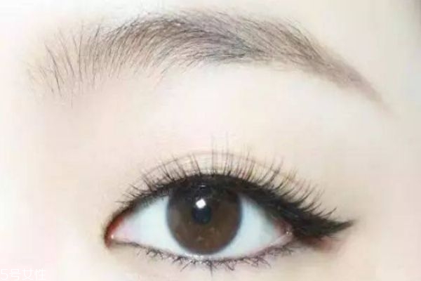 網(wǎng)紅眼妝畫(huà)法 浪漫大眼妝教程