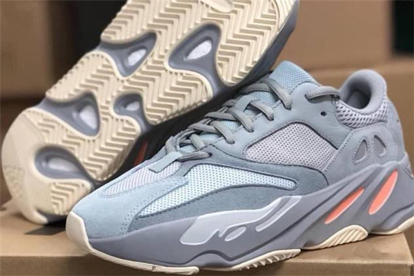 yeezy 700 inertia什么時候發(fā)售 實(shí)物首次曝光