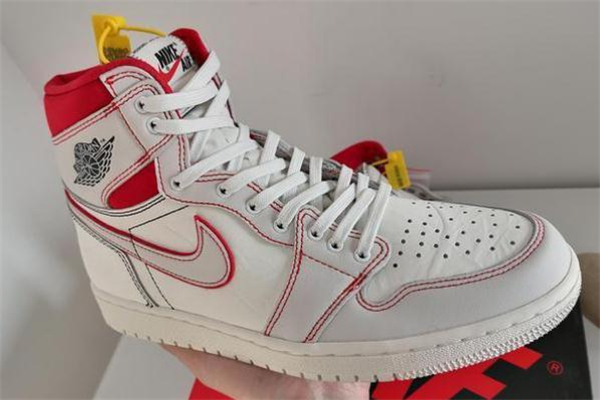 aj1兔八哥手稿開箱評測 aj1兔八哥手稿實(shí)物圖片