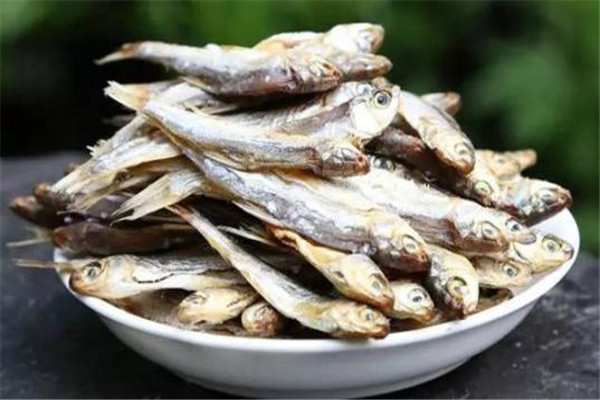 魚(yú)干的熱量高嗎 魚(yú)干適合怎么吃