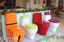 馬桶漏水的原因？馬桶漏水如何修理？
