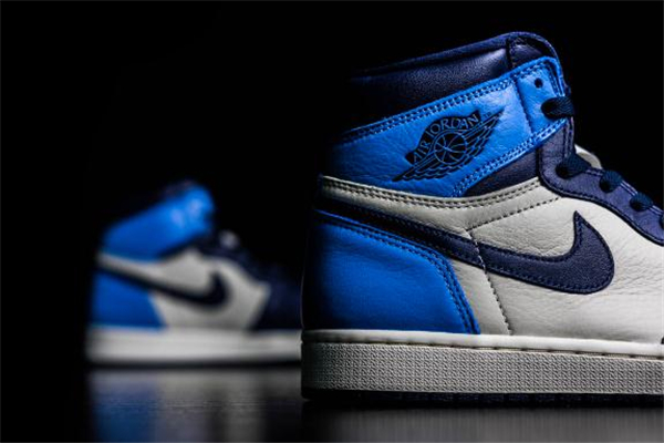 aj1黑曜石北卡藍(lán)開箱測評(píng) aj1北卡藍(lán)黑曜石上腳效果