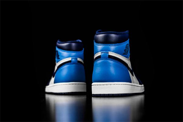 aj1黑曜石北卡藍(lán)開箱測評(píng) aj1北卡藍(lán)黑曜石上腳效果